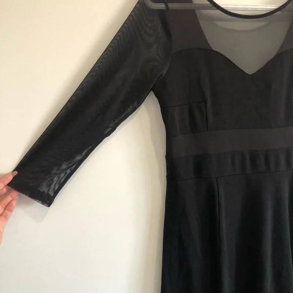 H&M Black Sheer Sleeve Dress  Sz L - Picture 2 of 12